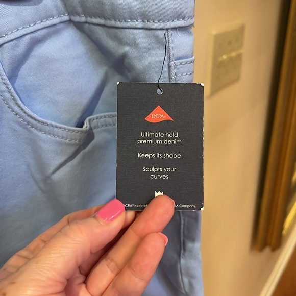 NWT sky blue high rise crop colored denim jeans - Picture 4 of 7